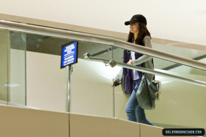 normal_001 - Selena Gomez at LAX Airport