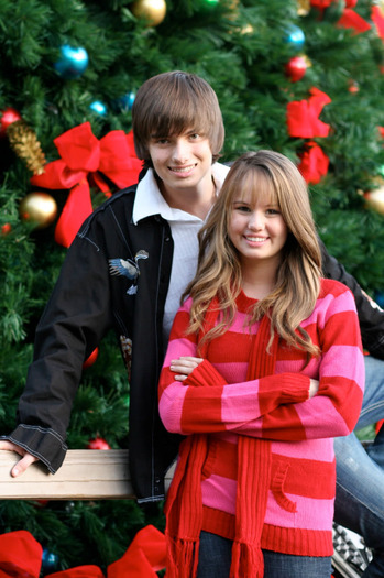 24gu1pj - Debby Ryan MERRY CHRISTMAS AND HAPPY HOLIDAYS