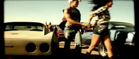 Miley-Cyrus-Party-In-The-USA 050