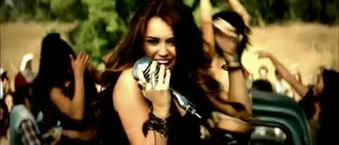 Miley-Cyrus-Party-In-The-USA 238