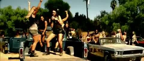 Miley-Cyrus-Party-In-The-USA 256