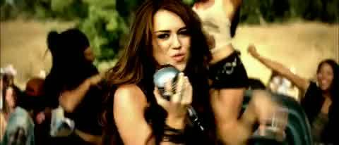 Miley-Cyrus-Party-In-The-USA 266
