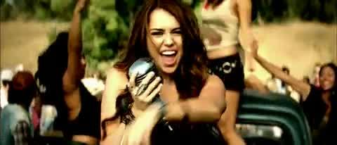 Miley-Cyrus-Party-In-The-USA 268