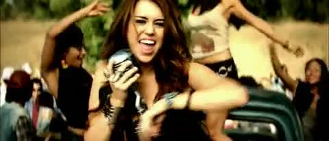 Miley-Cyrus-Party-In-The-USA 269