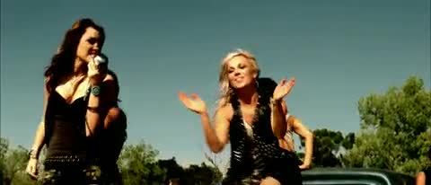 Miley-Cyrus-Party-In-The-USA 276