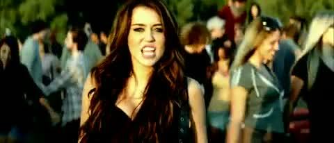 Miley-Cyrus-Party-In-The-USA 406