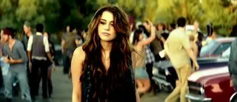 Miley-Cyrus-Party-In-The-USA 419