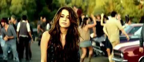 Miley-Cyrus-Party-In-The-USA 421