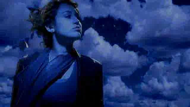 [www.fisierulmeu.ro] Miley Cyrus - The Climb - Official Music Video (HQ) 01900