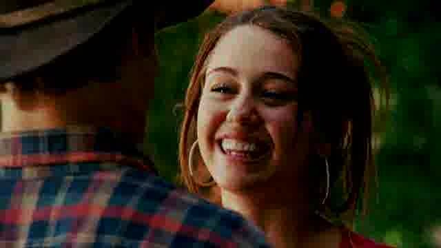 [www.fisierulmeu.ro] Miley Cyrus - The Climb - Official Music Video (HQ) 03763