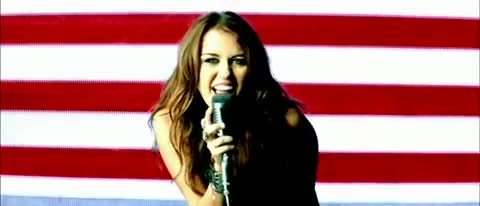 Miley-Cyrus-Party-In-The-USA 959