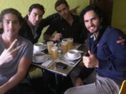 247782_222249844468535_190624850964368_906454_849143_a