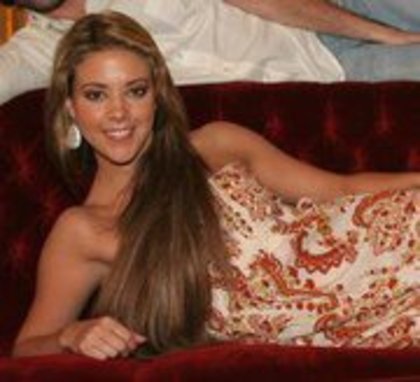 189849_120150038061482_120146454728507_139270_4598157_a - Fernanda Castillo