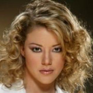 197415_120150071394812_120146454728507_139274_166587_a - Fernanda Castillo