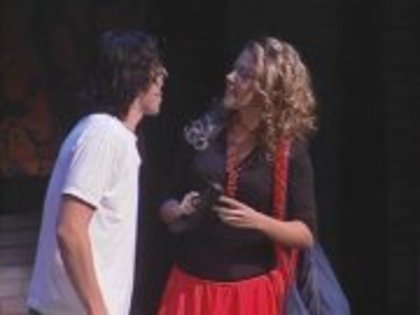 a741562471_1241636_3794