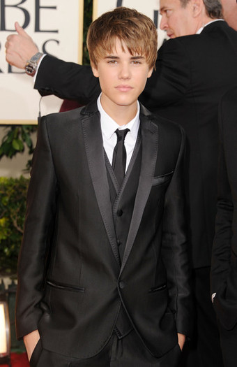 Justin+Bieber+68th+Annual+Golden+Globe+Awards+W_QyU8t3ZbNl