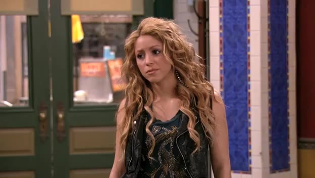 S03E12 058 - Episode Dude Looks Like Shakira