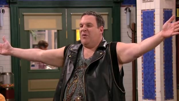 S03E12 083 - Episode Dude Looks Like Shakira