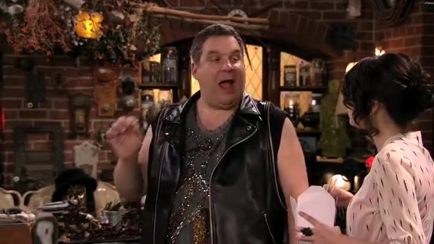 S03E12 143 - Episode Dude Looks Like Shakira