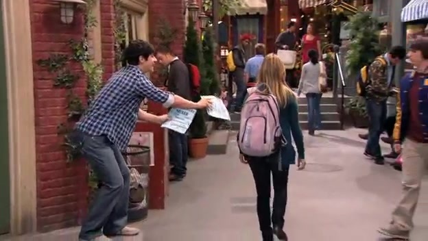 S03E12 161 - Episode Dude Looks Like Shakira