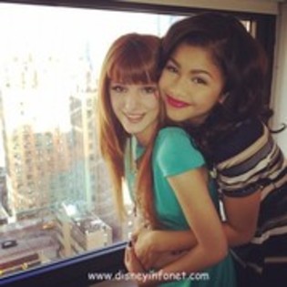 59177024_MBKDWJI - shake it up