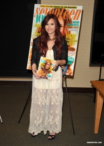 normal_DEMICENT009 - Demi Lovato 2012 Signs Copies Of Her Seventeen Magazine Cover Issue