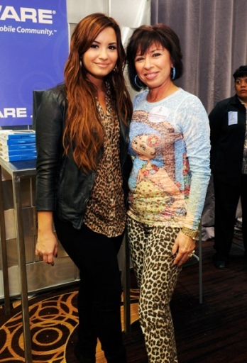 normal_011 - Demi Lovato 2011 The 12th Annual Latin GRAMMY Awards - Gift Lounge - Day 3