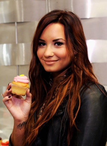 normal_012 - Demi Lovato 2011 The 12th Annual Latin GRAMMY Awards - Gift Lounge - Day 3