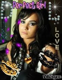 images - alege o poza  cu demi lovato glitter