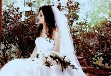 kristen - wedding in twilight