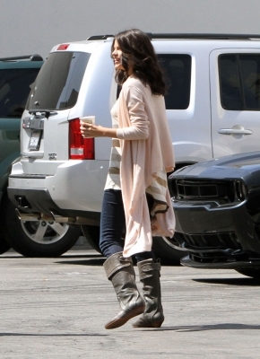 normal_SelenaGomez15 - xX_At a studio in LA