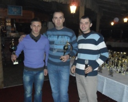 Necula, Achimescu&Popescu trei baieti care se vor duela cu siguranta la concursurile de viteza-demif - poze festivitatea premiere 2011