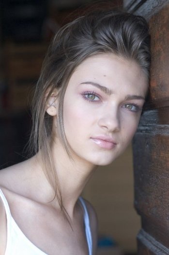 22378_246168989797_69342624797_3087219_208792_n