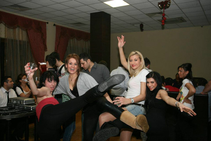 378915_358551937504993_100000505682196_1475010_1930794703_n