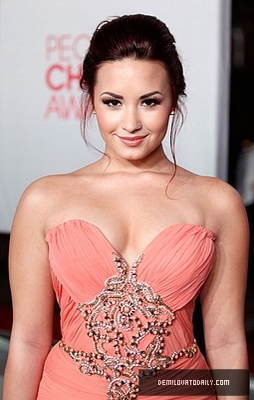Demitzu (46) - Demitzu - 11 01 2012 - Peoples Choice Awards
