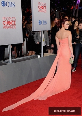 Demitzu (52) - Demitzu - 11 01 2012 - Peoples Choice Awards