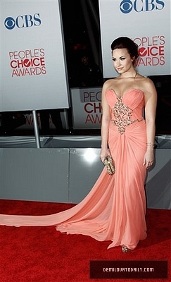 Demitzu (114) - Demitzu - 11 01 2012 - Peoples Choice Awards