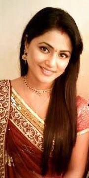 312579_273587089341249_121004084599551_933219_1332171714_n - Hina Khan