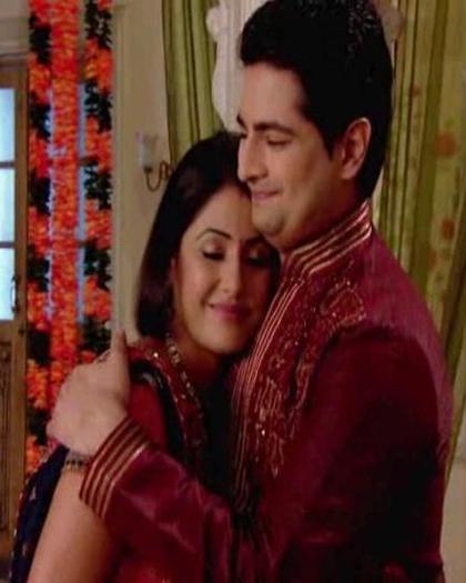 321014_272013389475867_152160674794473_1157971_912014_n - Akshara si Naitik