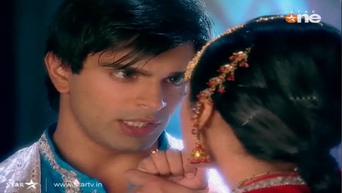 122 - DILL MILL GAYYE KaSh As AR Heer Ranjha Scene Caps By Me II