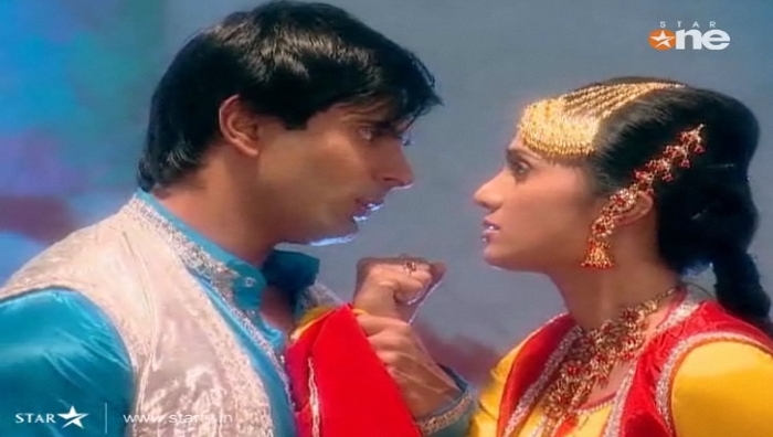 162 - DILL MILL GAYYE KaSh As AR Heer Ranjha Scene Caps By Me II