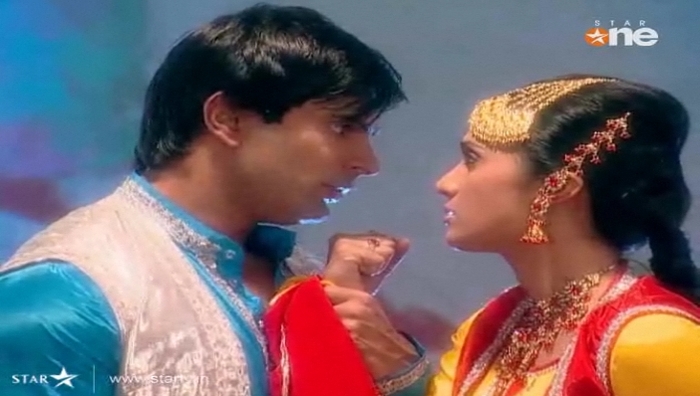 168 - DILL MILL GAYYE KaSh As AR Heer Ranjha Scene Caps By Me II