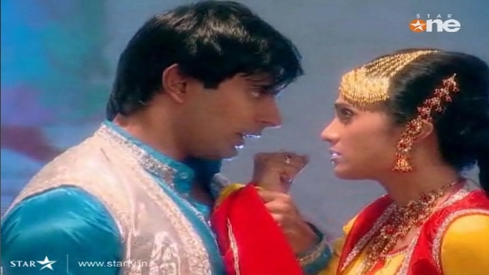 173 - DILL MILL GAYYE KaSh As AR Heer Ranjha Scene Caps By Me II