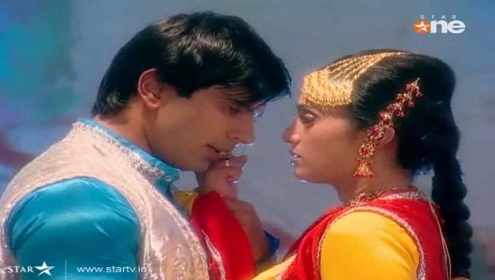 191 - DILL MILL GAYYE KaSh As AR Heer Ranjha Scene Caps By Me II