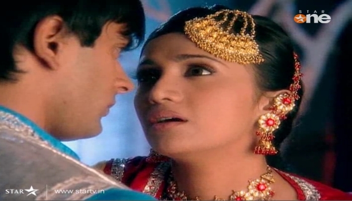 200 - DILL MILL GAYYE KaSh As AR Heer Ranjha Scene Caps By Me II