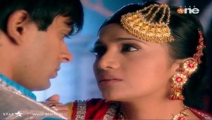 224 - DILL MILL GAYYE KaSh As AR Heer Ranjha Scene Caps By Me II