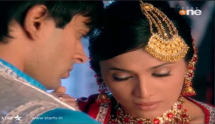 236 - DILL MILL GAYYE KaSh As AR Heer Ranjha Scene Caps By Me II