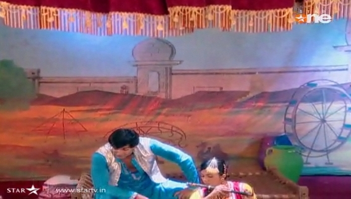 243 - DILL MILL GAYYE KaSh As AR Heer Ranjha Scene Caps By Me II