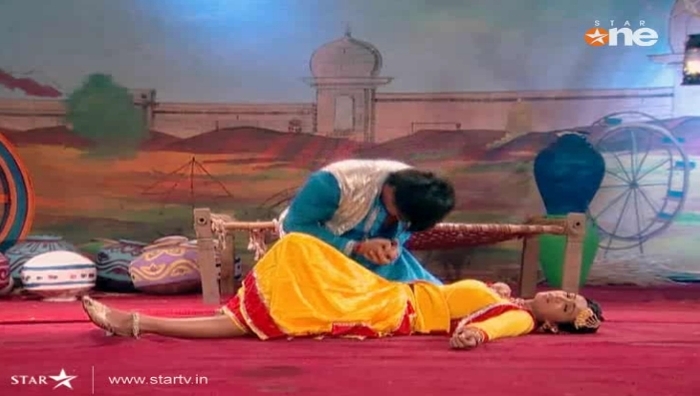 324 - DILL MILL GAYYE KaSh As AR Heer Ranjha Scene Caps By Me II