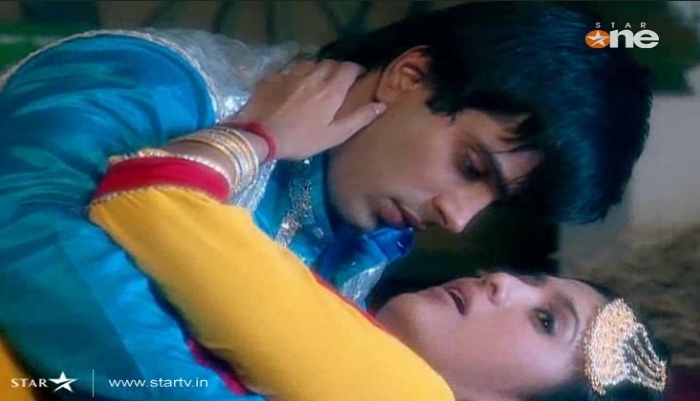 389 - DILL MILL GAYYE KaSh As AR Heer Ranjha Scene Caps By Me II